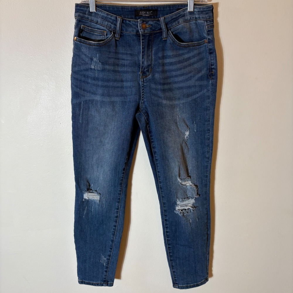 Judy Blue‎ Relaxed Fit Distressed Medium Wash Jeans Size 31